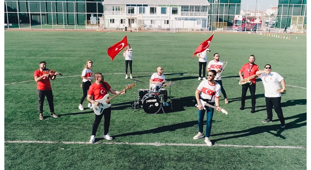 Milli Takıma Çorlu'dan Özel Marş