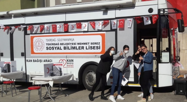 Gönül Elçileri Liselilerle Birlikte Kan Bağışında Bulundu