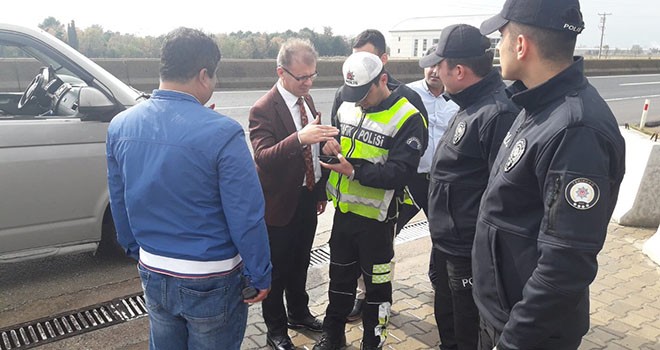 Kaymakam Sarılı polis kontrol noktasında incelemelerde bulundu