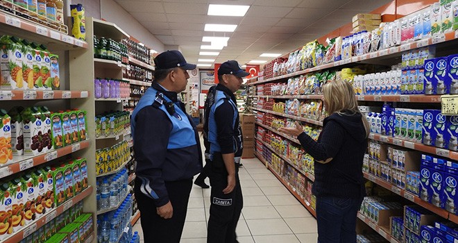 Büyükşehir Belediyesi Zabıta Ekipleri Denetimleri Sürdürüyor