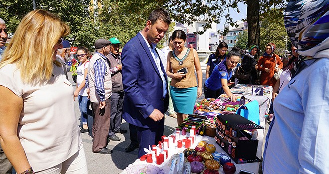 Kadın Meclisi Kermes Açtı