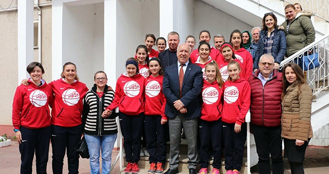 Marmaraereğlisi Belediyespor Basketbolda Türkiye Yarı Finallerinde