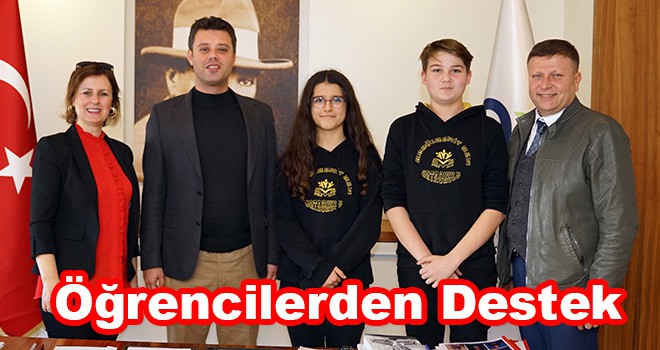 Öğrencilerden Durak Kütüphanesine Destek