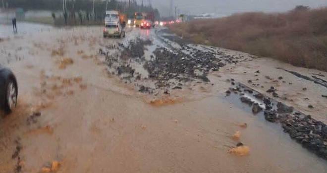 Tekirdağ’ı Sel Aldı