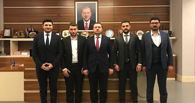 AK Parti Gençlik Kolları Başkanı Sebahattin Birsöz oldu