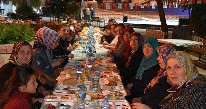 Son Sahur Programı Velimeşe Mahallesinde Düzenlendi