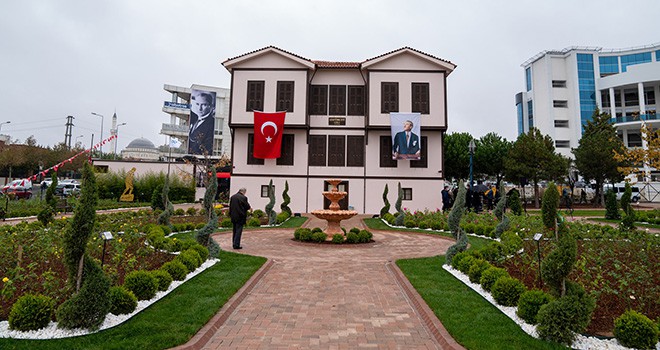 Atatürk Evi Açıldı