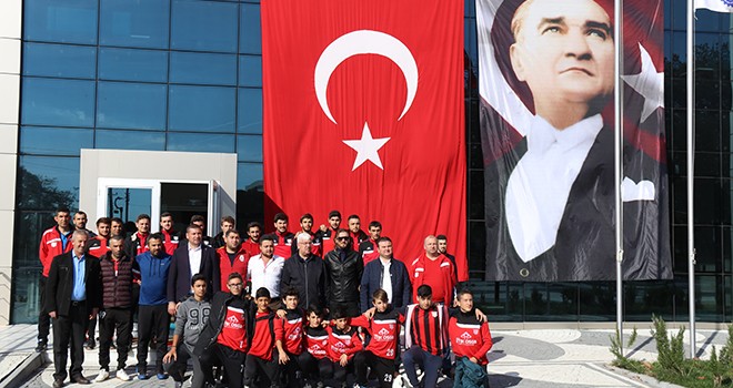 Başkan Yüksel Sağlıkspor Yönetici ve Futbolcuları ile Kahvaltıda Buluştu