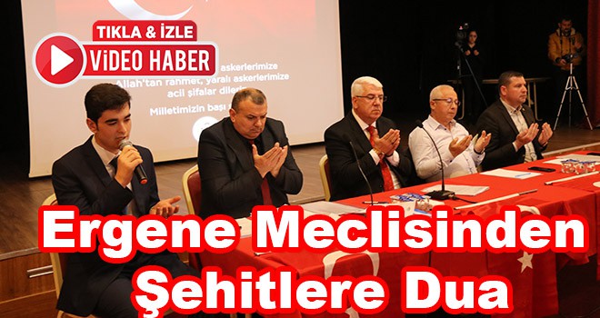 Ergene Belediye Meclisi’nden Şehitlere Dua, Atatürk Anıtına Karanfil