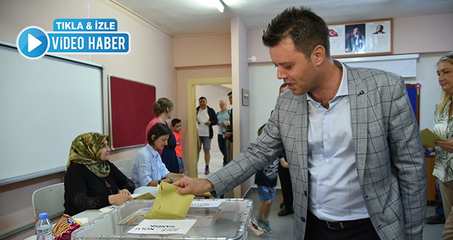 Başkan Ahmet Sarıkurt Oyunu Kullandı