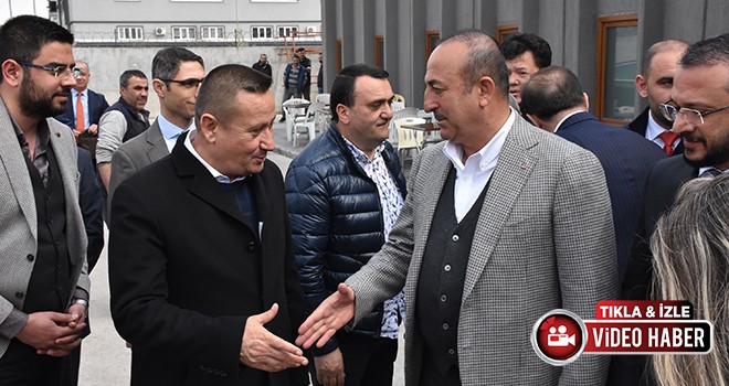 Bakan Mevlüt Çavuşoğlu Ergene’de Deri İşçileri İle Yemek Yedi