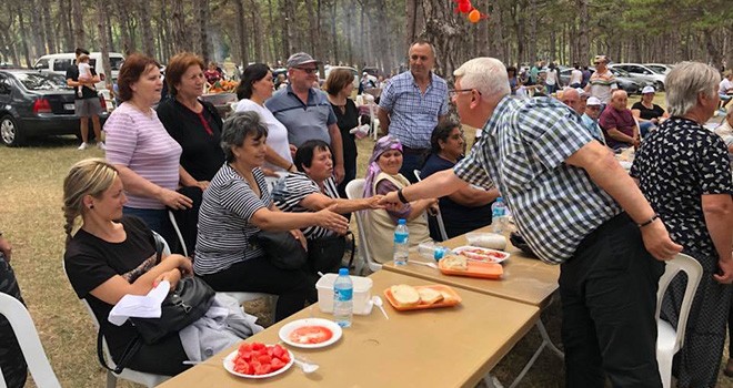 Başkan Yüksel Derneklerin Piknik Etkinliklerine Katıldı