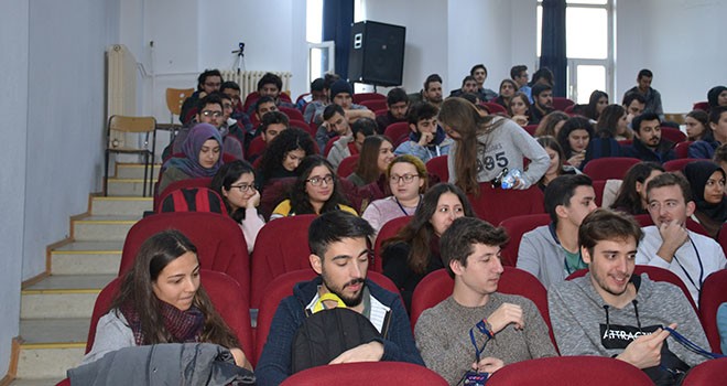 Çorlu Mühendislik Fakültesi’nden Yapay Zeka ve Bilişimin Geleceği konferansı